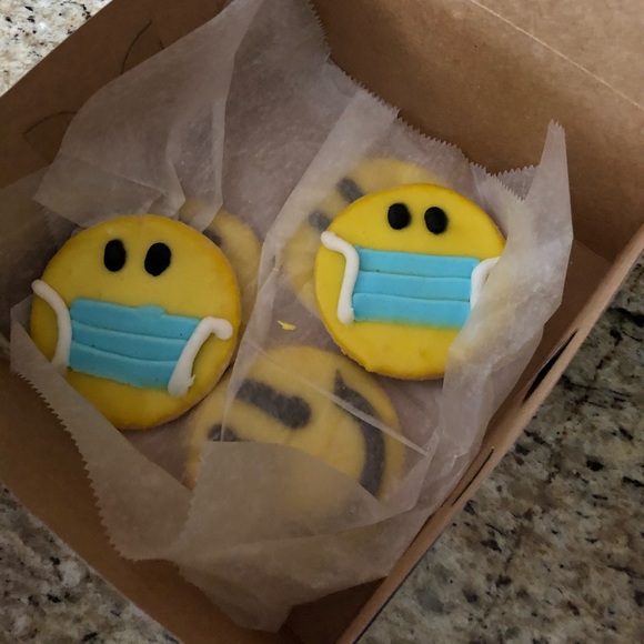 Meet your Posher, Michele - Picture 1 of 1